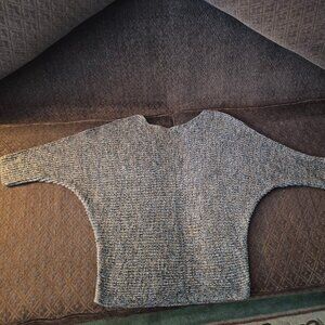 Calvin Klein Dolman sleeve sweater. Size M. NICE!